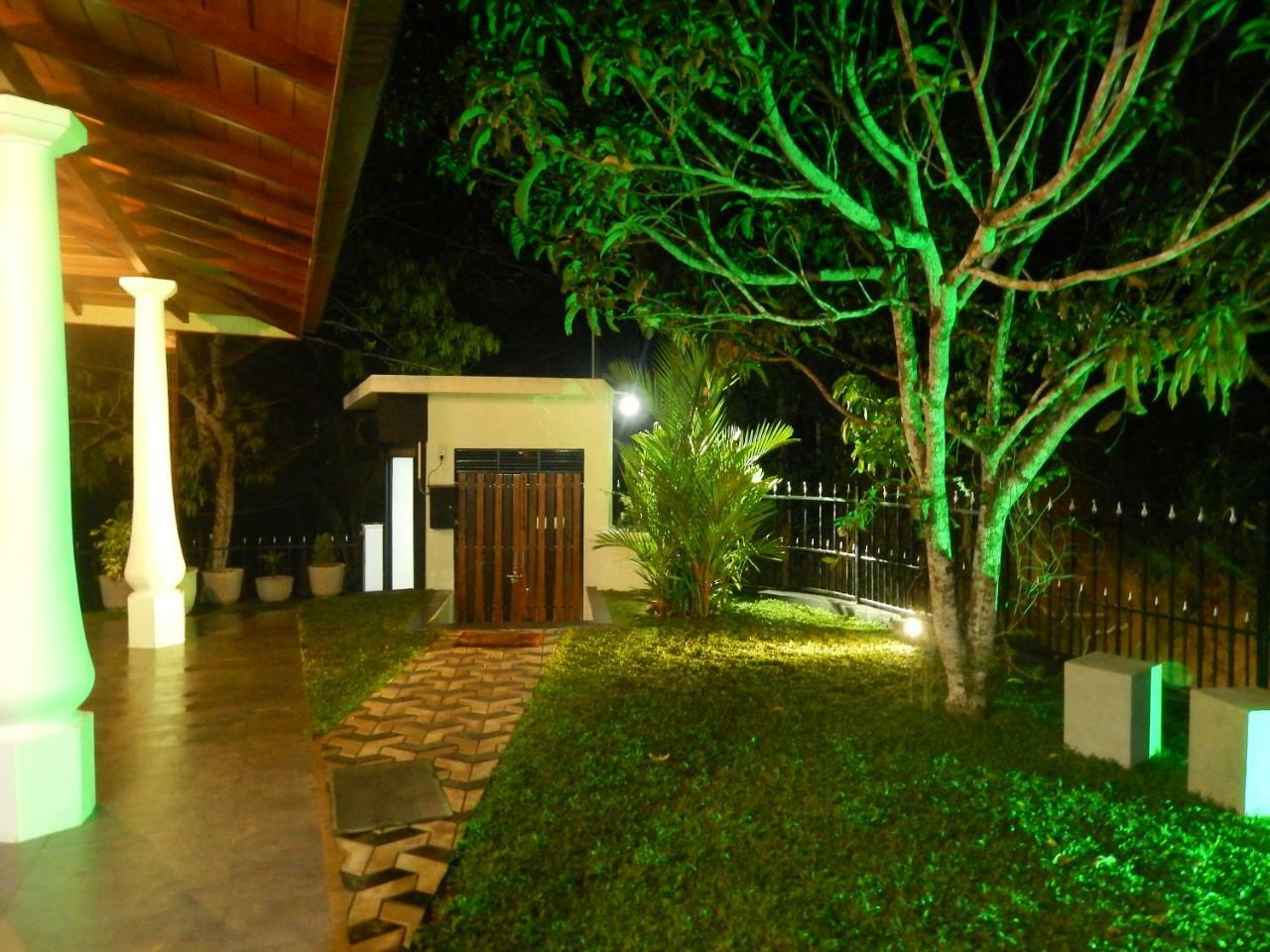 Nenasilu - Sri Lankan Villa Hapugala ภายนอก รูปภาพ